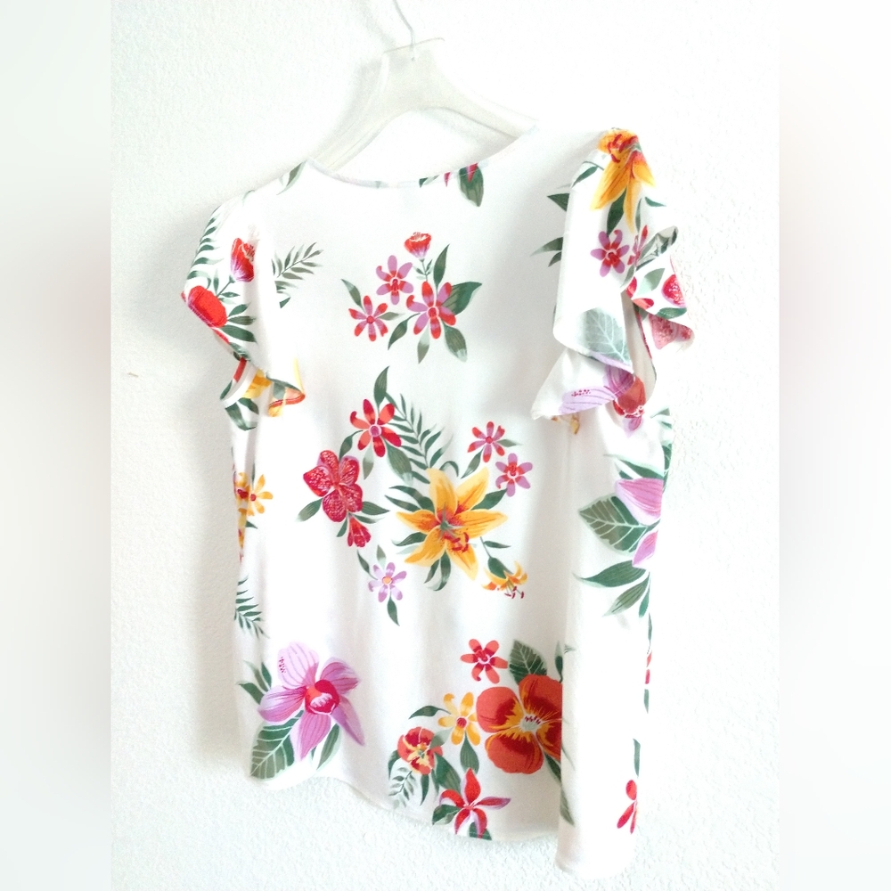 Pretty Old Navy Hawaiian Floral Shirt Top White Multicolor Ruffle Sleeves Medium - Picture 5 of 6